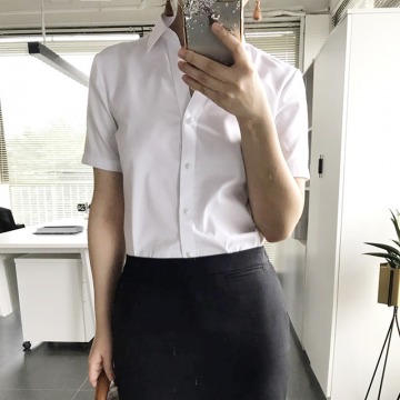OFFIY瘦脸V领珍珠扣正装面试短袖职业白衬衫女夏季商务修身工作服