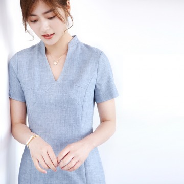 OFFIY通勤V领连衣裙修身蓝色气质小黑裙OL职业连衣裙女夏2018新款